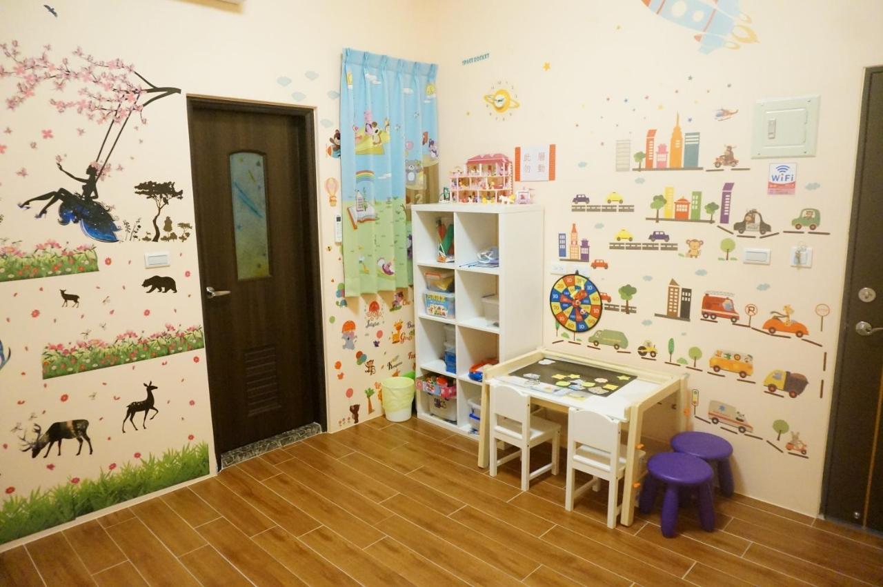 Holby No.8 Elevator Homestay T'ai-tung Dış mekan fotoğraf